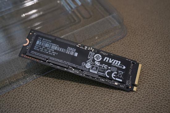 固态硬盘存储颗粒怎么查（教你检测固态硬盘颗粒的方法）